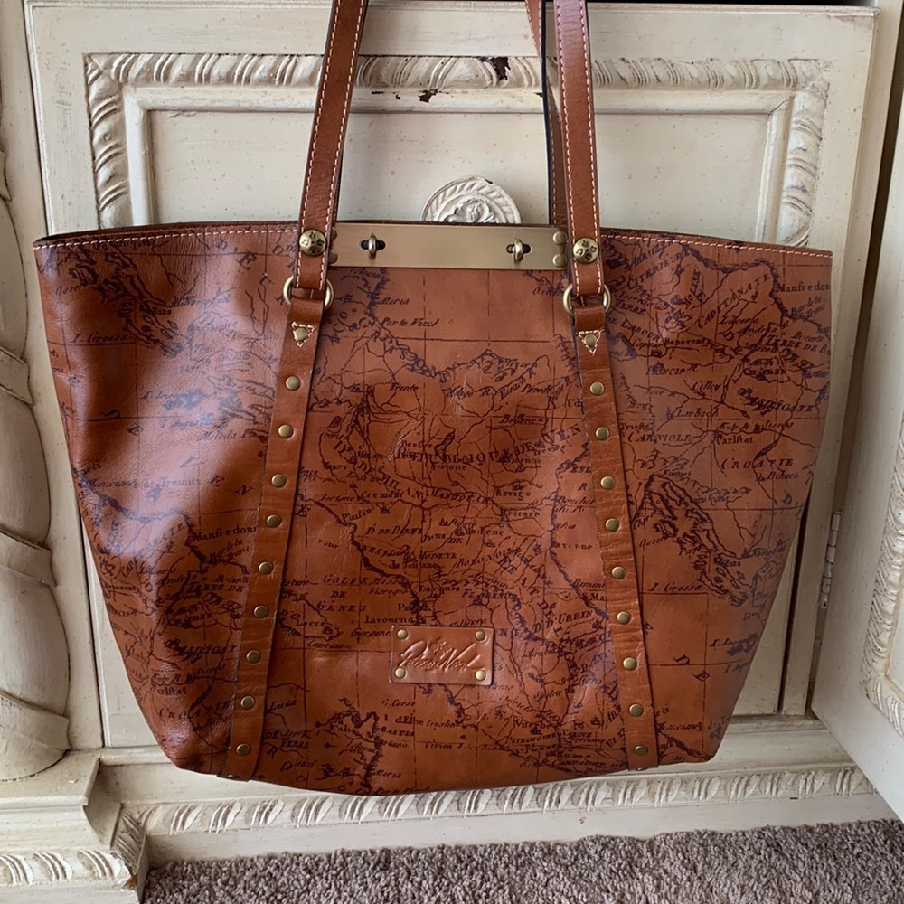 Patricia Nash map tote